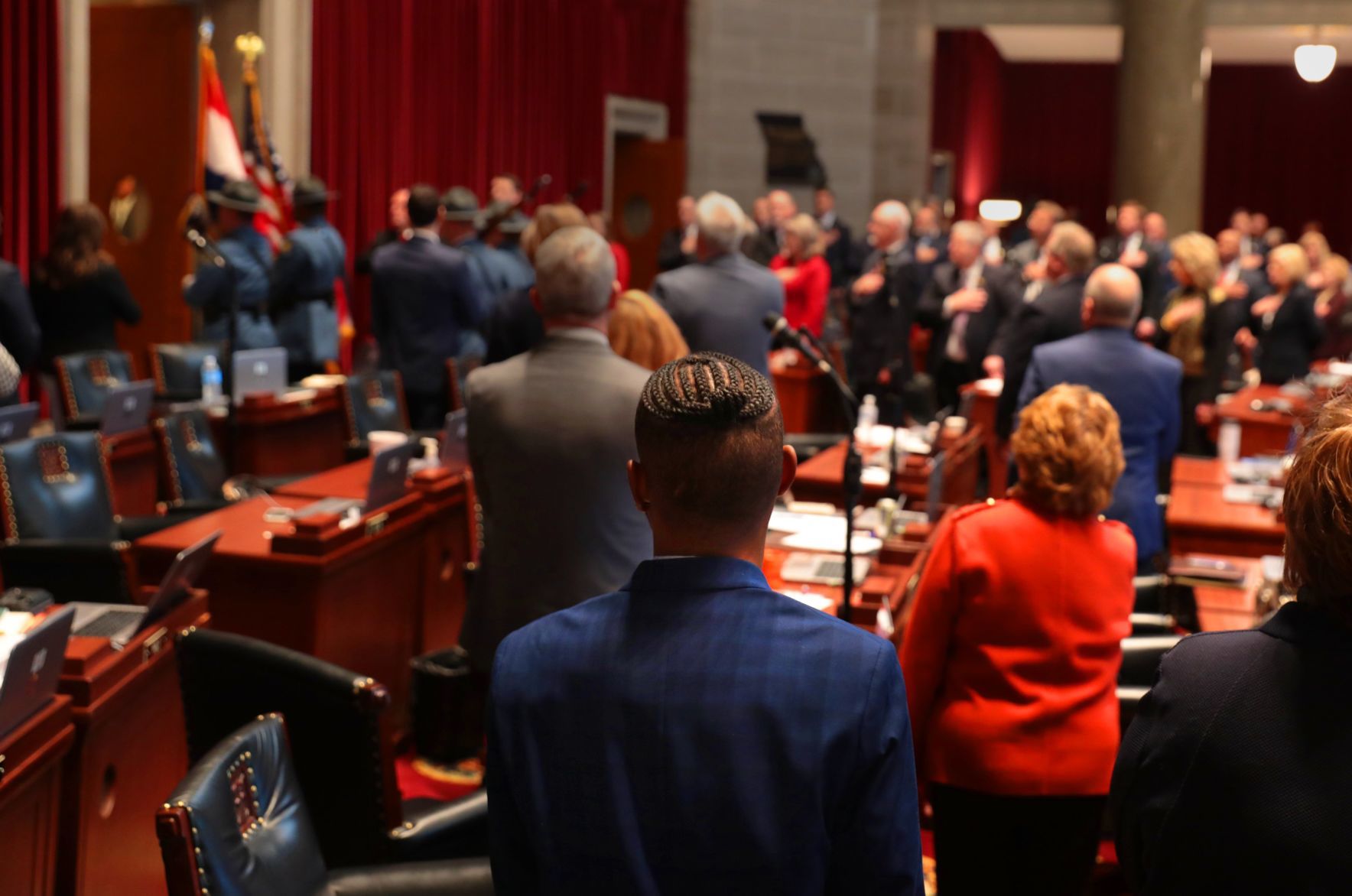 Freshman representatives sworn-in to open session